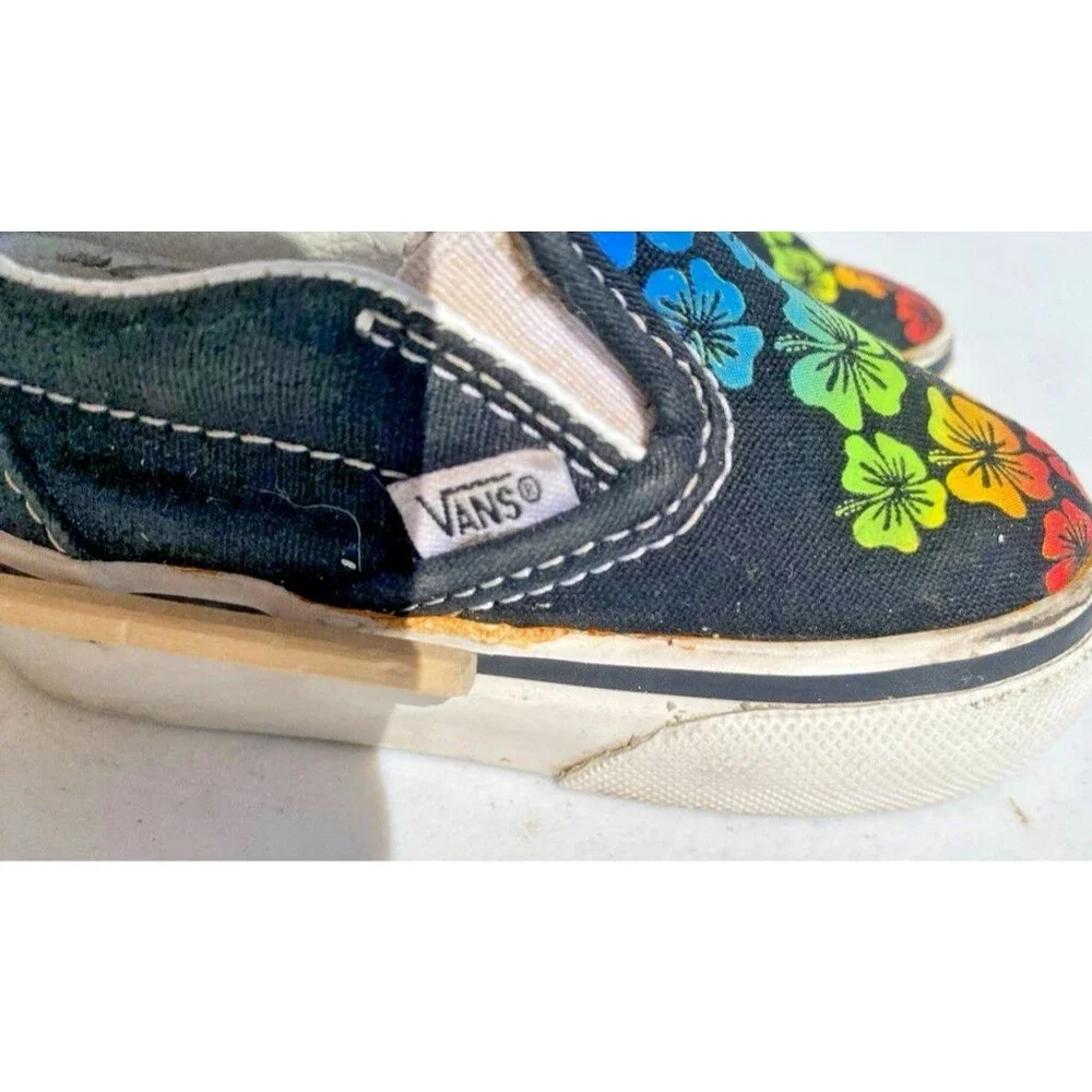 VANS Classic Baby Toddler Aloha Rainbow Colors Classic Skate Walker Slip-on Sz 4